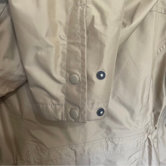 L.L. Bean Women's Tan Raincoat Sz S H2OFF Removable Lining - Picture 6 of 16